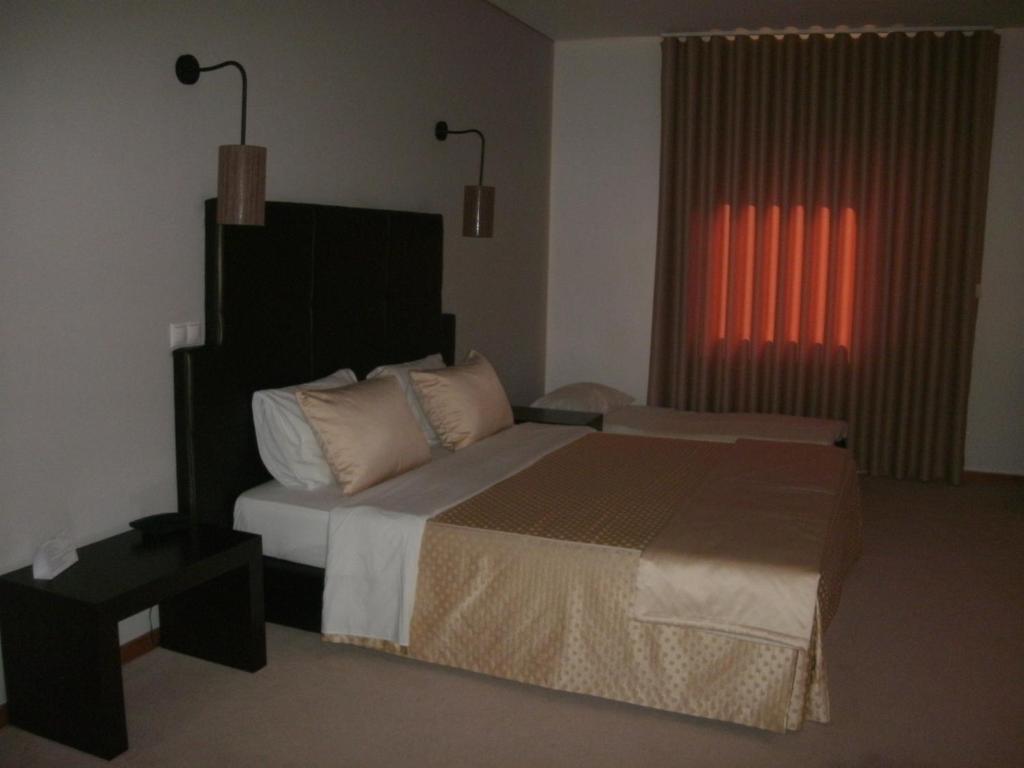 Santo Thyrso Hotel Santo Tirso Værelse billede