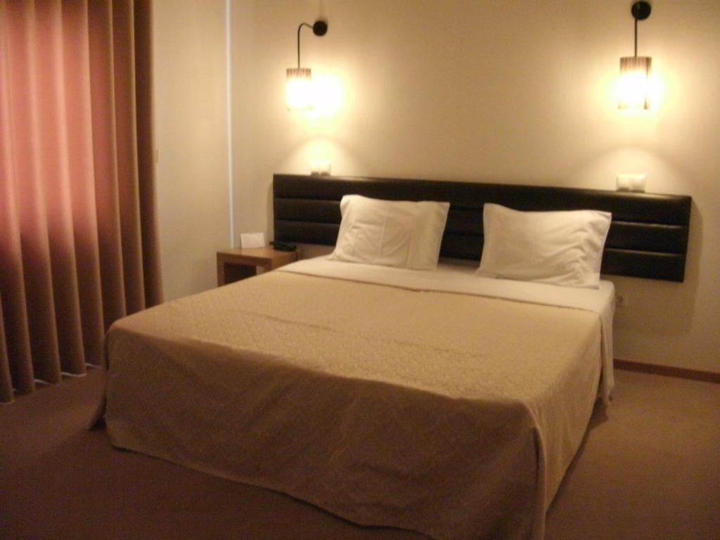 Santo Thyrso Hotel Santo Tirso Værelse billede